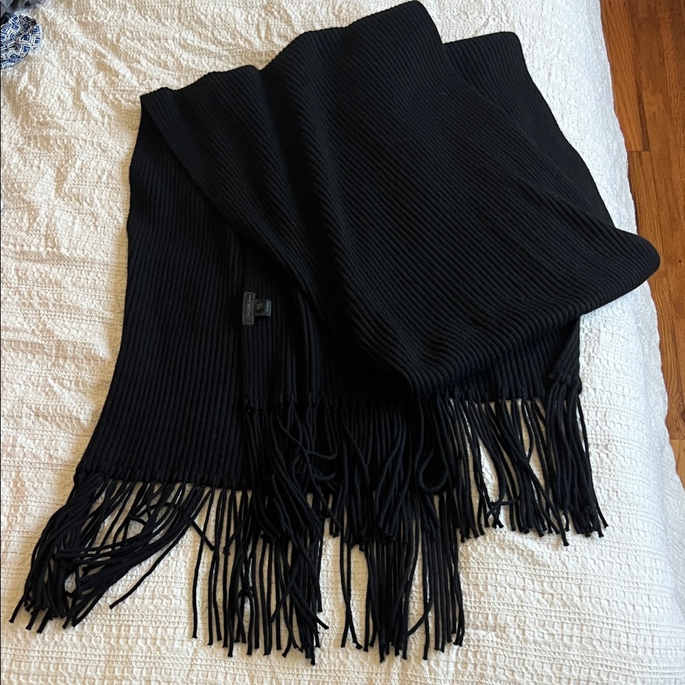 Saks Fifth Avenue 100% Cashmere Black Ribbed Oversized Scarf with Fringe